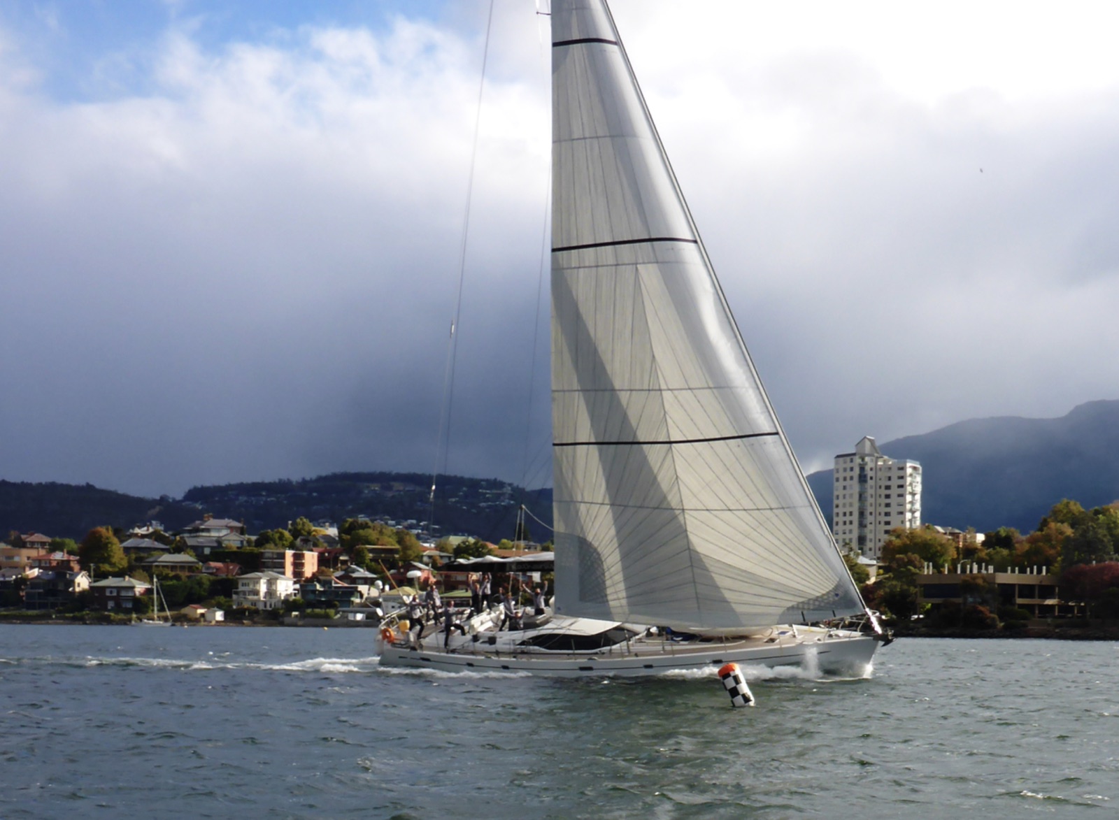 Katharsis II à l'arrivée à Hobart